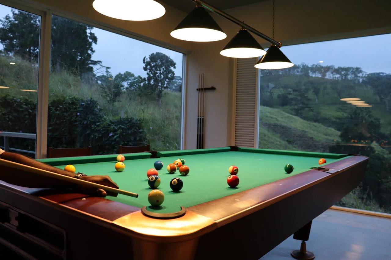 Skyloft Kandy By Aaradhya Exterior foto