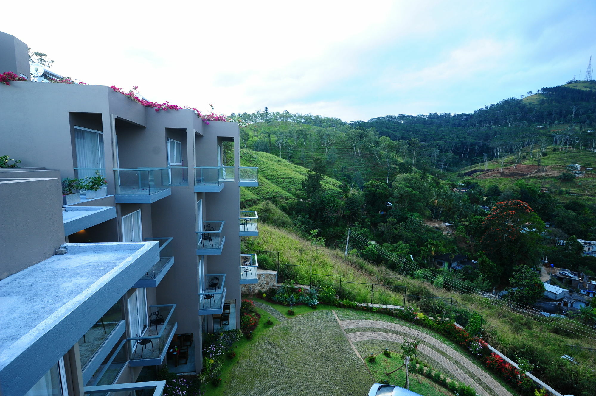 Skyloft Kandy By Aaradhya Exterior foto